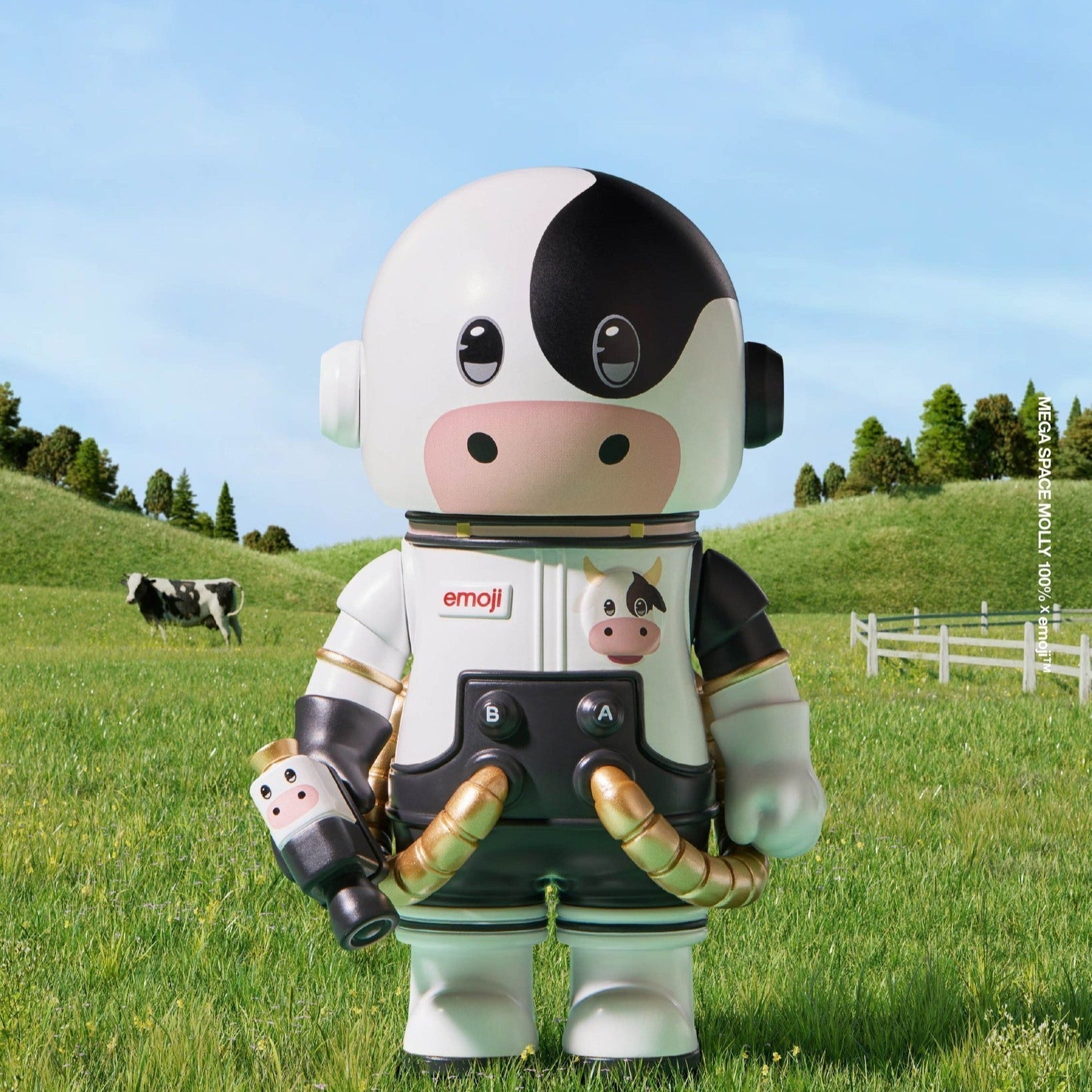 mega-space-molly-100-emojiв„ў-series  POP Mart MOLLY