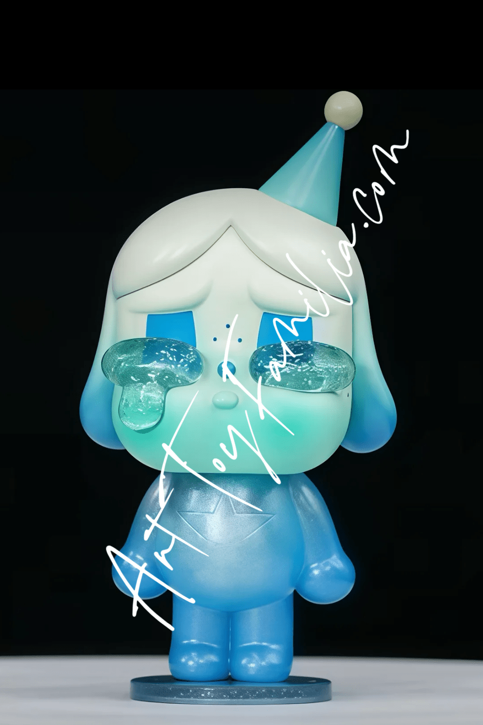 cry-baby-crying-againPOP Mart Crybaby