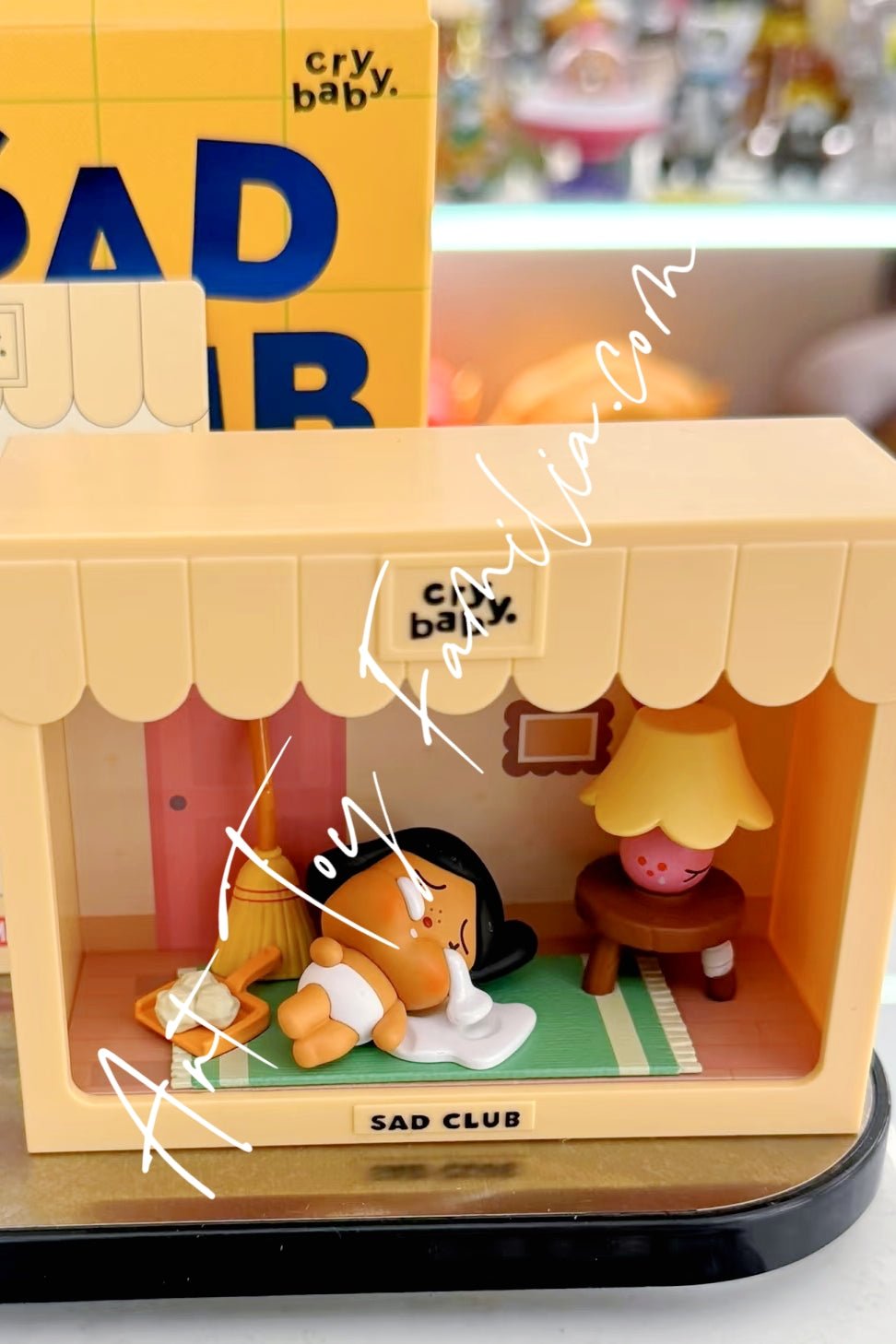 crybaby-sad-clunb-series-scene-sets-POP Mart Crybaby