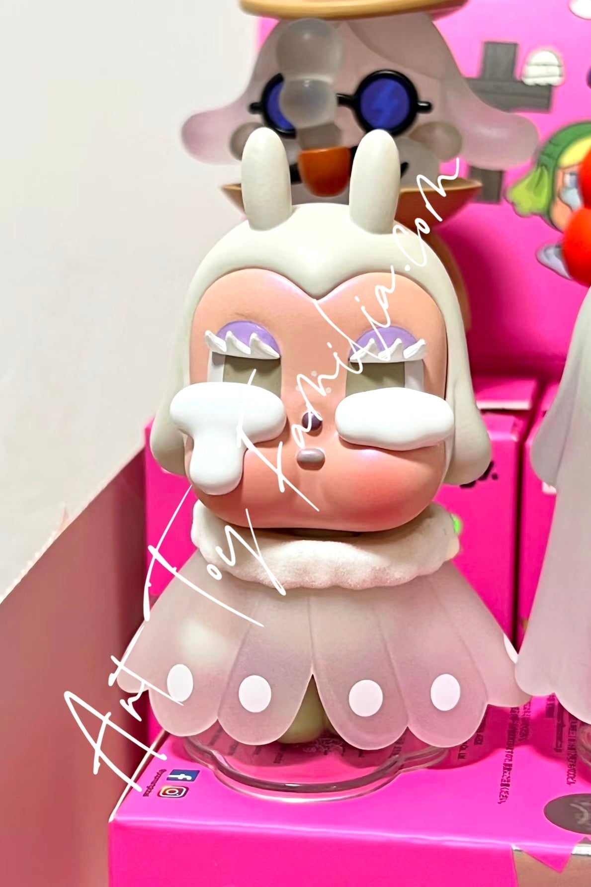 crybaby-secret-vault-crybaby POP Mart Crybaby